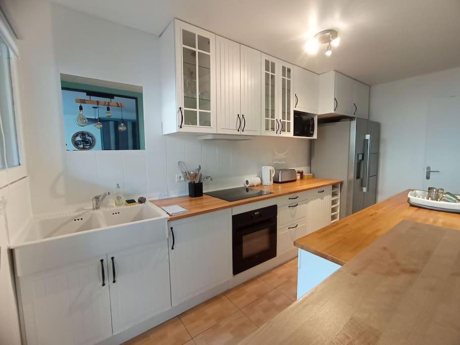 Large Family Apartment, Cdg, Paris & Disneyland * Sevran
