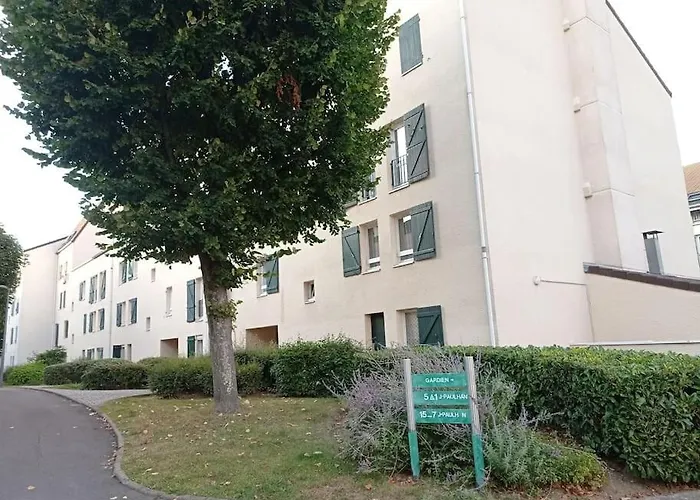 Large Family Apartment, Cdg, Paris & Disneyland