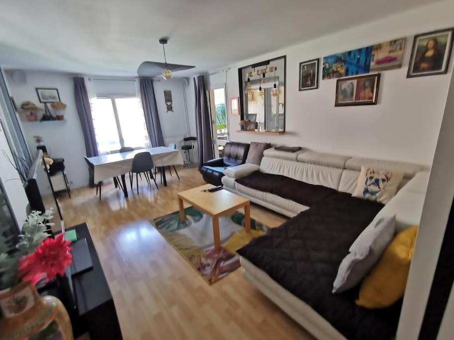 Apartment Large Family Apartment, Cdg, Paris & Disneyland Sevran